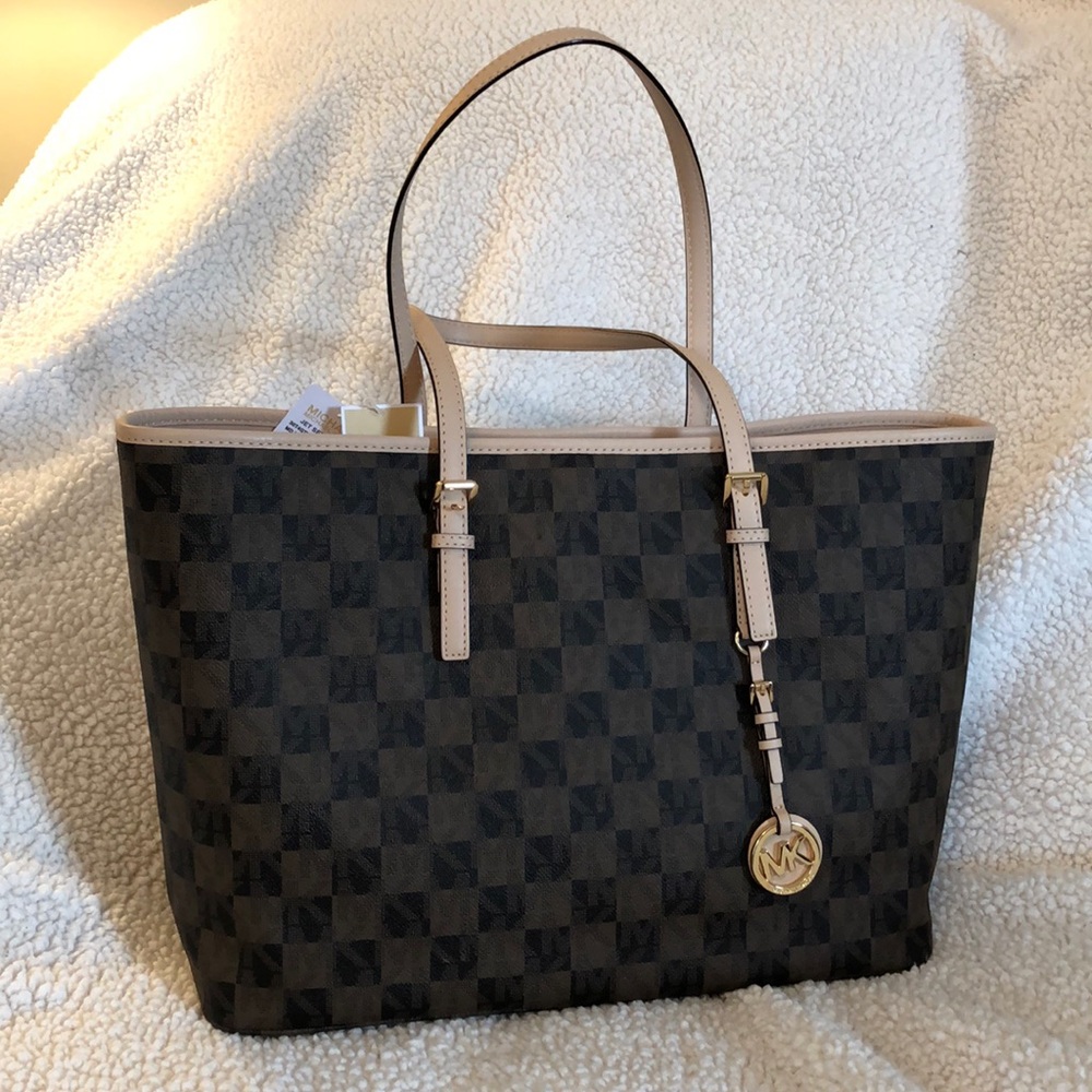 Michael Kors Jet Set Travel multifunction tote